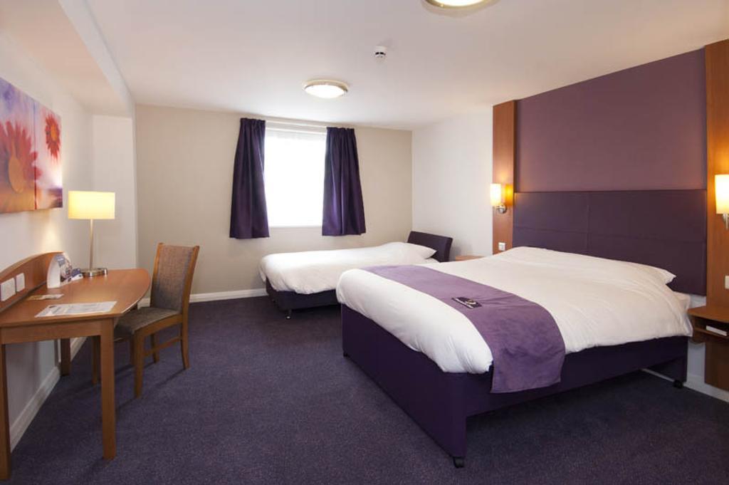 Premier Inn Watford - Croxley Green Bilik gambar